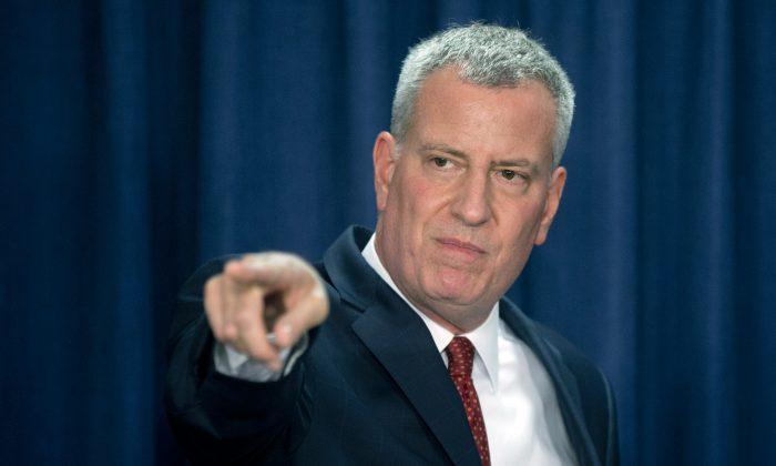 Time Running Out, de Blasio Pushes for Agenda in Albany