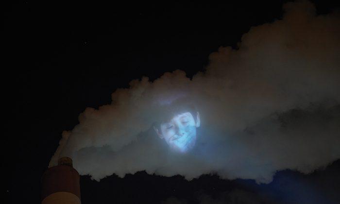A Company Put Holograms of Baby Heads In Smog To Sell Air Purifiers (Video)