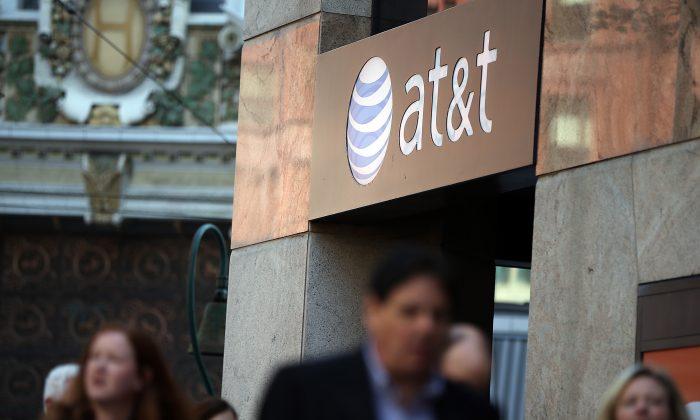 AT&T Hit With $100 Million Fine for ‘Unlimited’ Data Plans