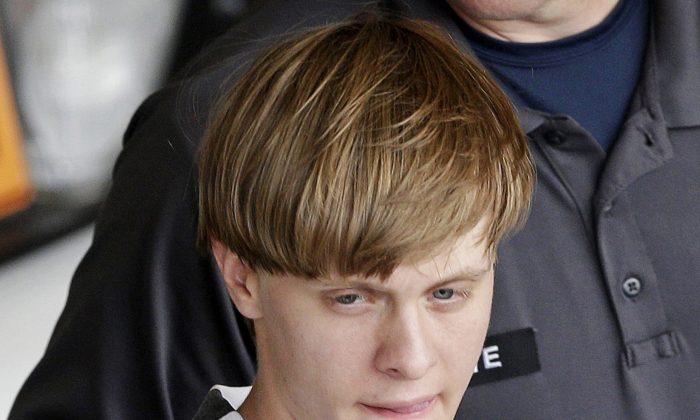 Dylann Roof Allowed to Hire Lawyers Back, for Now