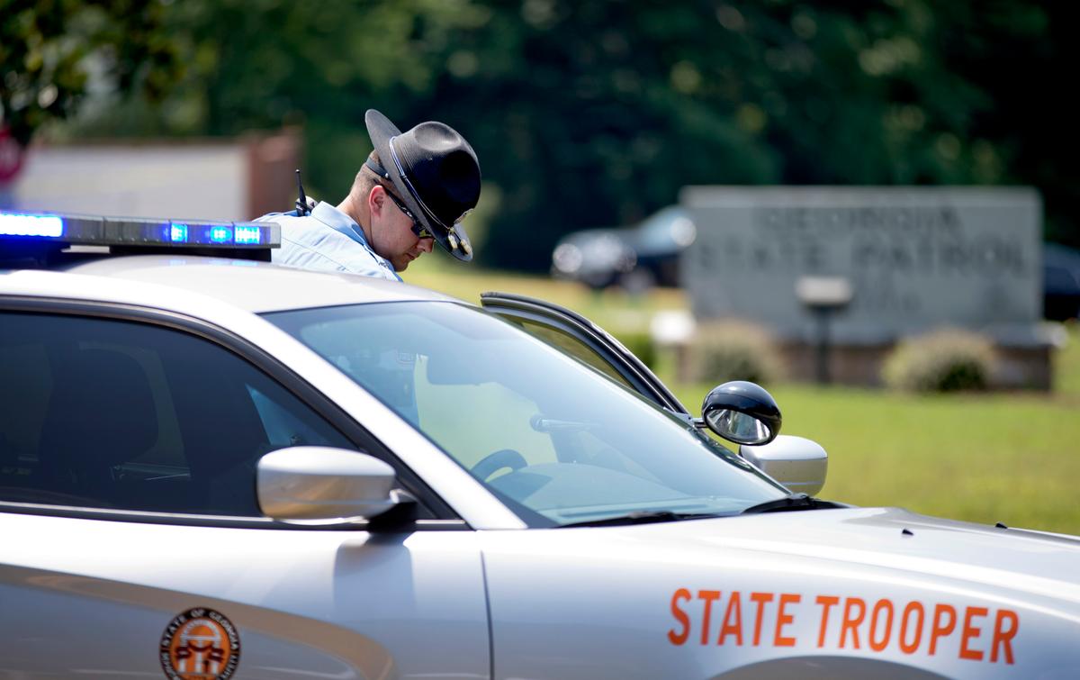 Search Resumes in Mountains for Missing Ex-White House Chef