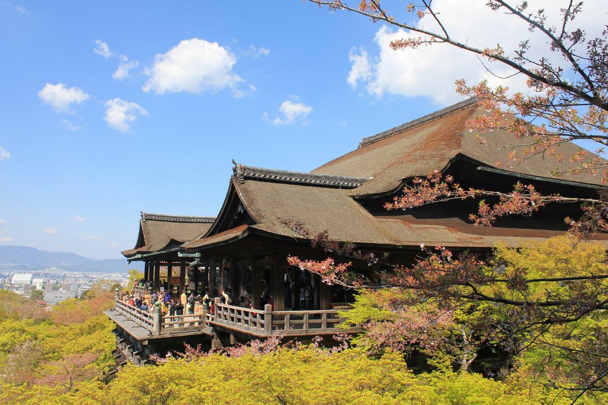 A Temple of Pure Water and Breathtaking Views