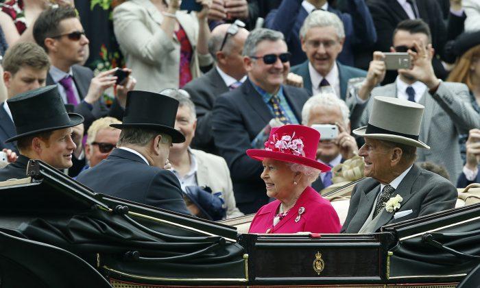 Queen Elizabeth to Begin Germany State Visit