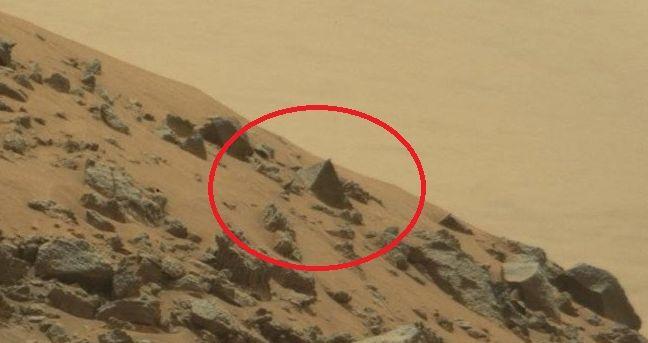 NASA Rover Captures Odd Thing On Mars, Some Claim It’s a ‘Pyramid’