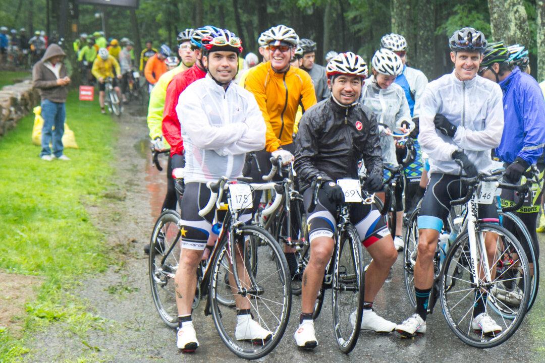 Cyclists’ Ride Supports Local Farmers