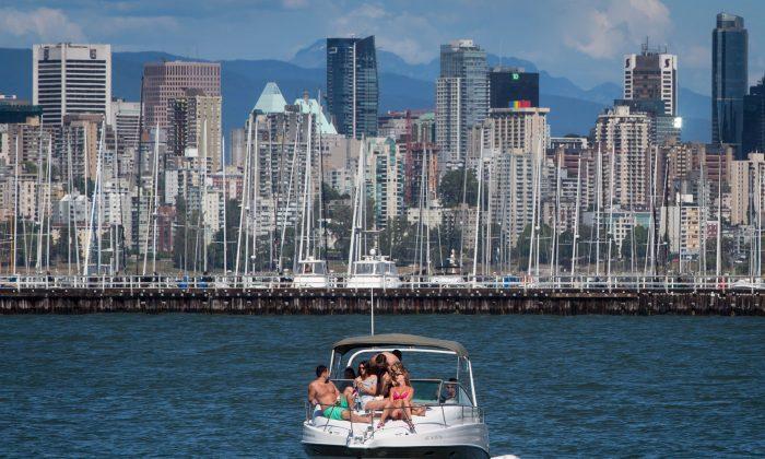 Nearly Half of Canadians Expect to Blow Their Budgets on Summer Fun