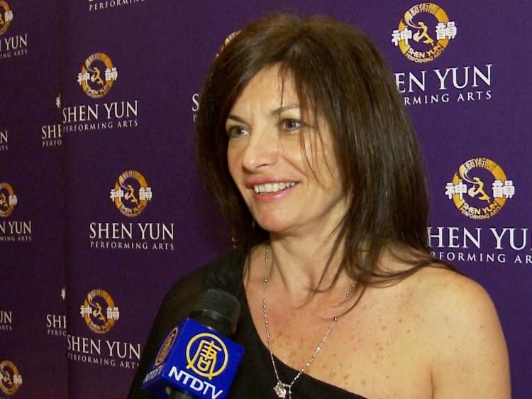 Dance Teacher Admires Poise and Elegance in Shen Yun