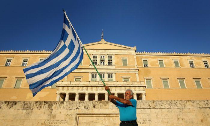 Hopes for Greek Deal Rise as Creditors Open to Debt Relief