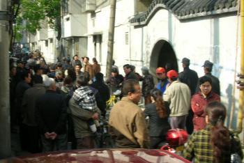 Hangzhou Residents, Facing Eviction, Successfully Protest for Official Apology