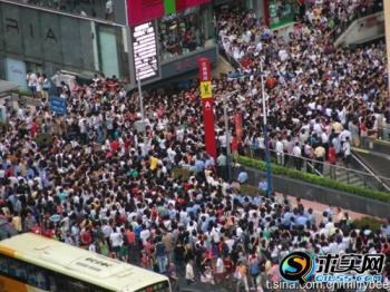 10,000 Guangdong Residents March to Safeguard Cantonese Language