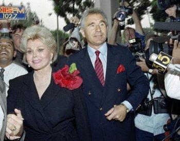 Zsa Zsa Gabor Leaves Hospital After Successful Leg Amputation