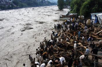Pakistan Floods Kill at Least 430, Over 1 Million Affected