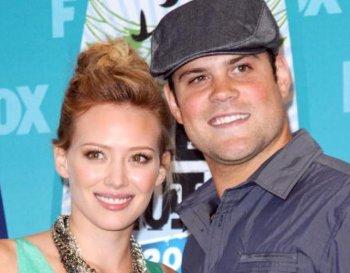 Hillary Duff Weds Hockey Player Mike Comrie