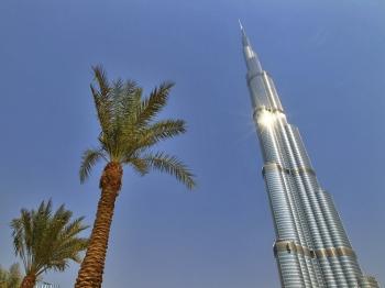 Burj Khalifa: Man Jumps to His Death From Tallest Building