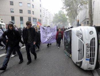 France Strikes: Nationwide Protests Turn Violent