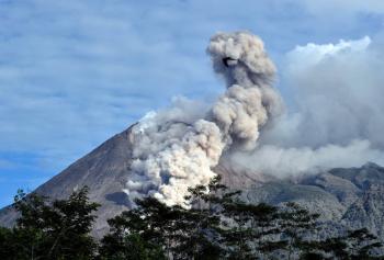 Indonesia’s Merapi Volcano’s Biggest Eruption Forces More to Evacuate