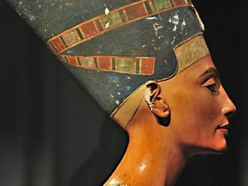 Queen Nefertiti of Egypt (Photo)