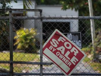 Fixed Mortgage Rates Fall to Record Low