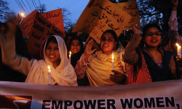 Status of Pakistan Women Rising