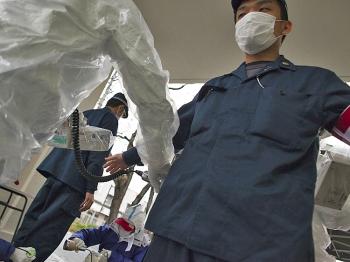 Fukushima Daiichi Plant Workers Could Work Themselves to Death