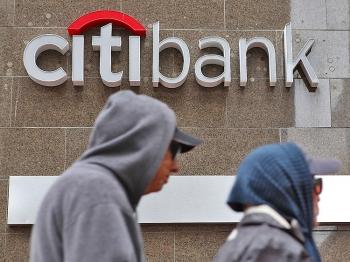 Citigroup Earnings Drop 32 Percent