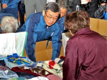 Naoto Kan Expands Fukushima Evacuation Zone