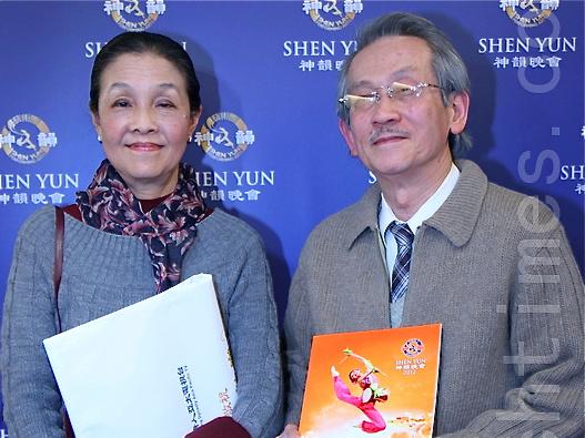 Novelist: Shen Yun a Perfect Performance