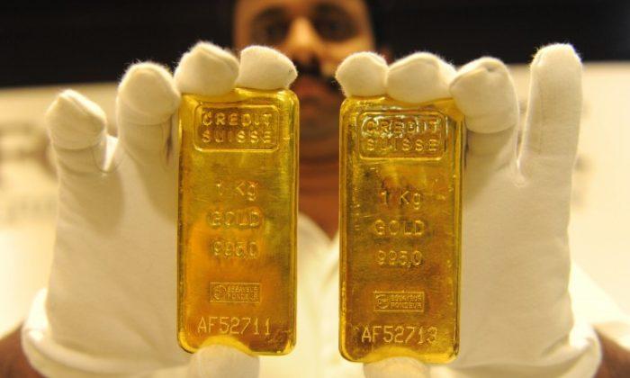 Gold Closes 2012 on 12-Year Hot Streak