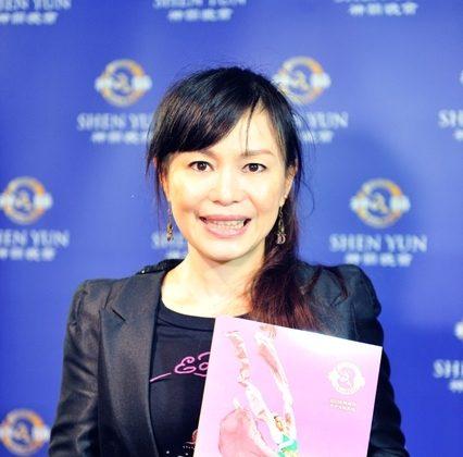 Famous Hostess of Music Program: Shen Yun ‘I was touched with all my heart’