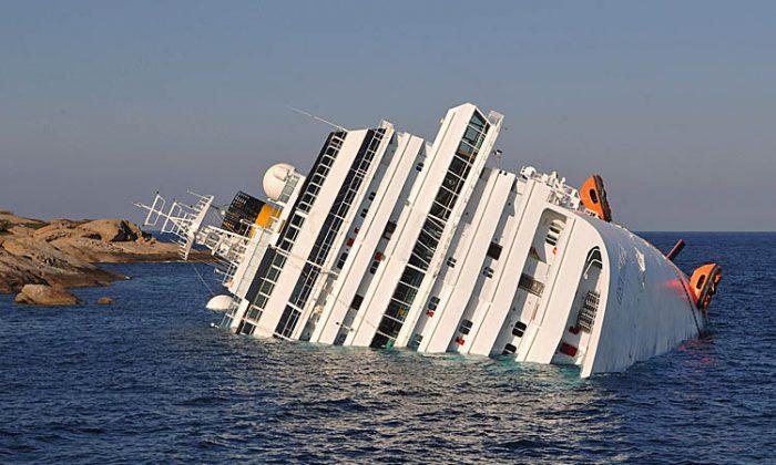 Italian Cruise Ship Runs Aground, at Least 3 Dead