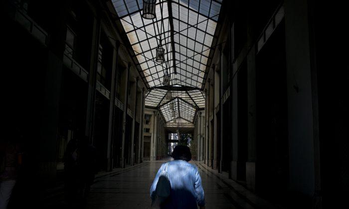 Greece Pledges to Get Rid of Tax Evasion as a Way of Life