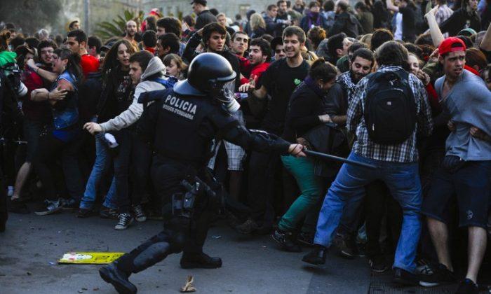 Labor Reforms Prompt Workers’ Strike in Spain