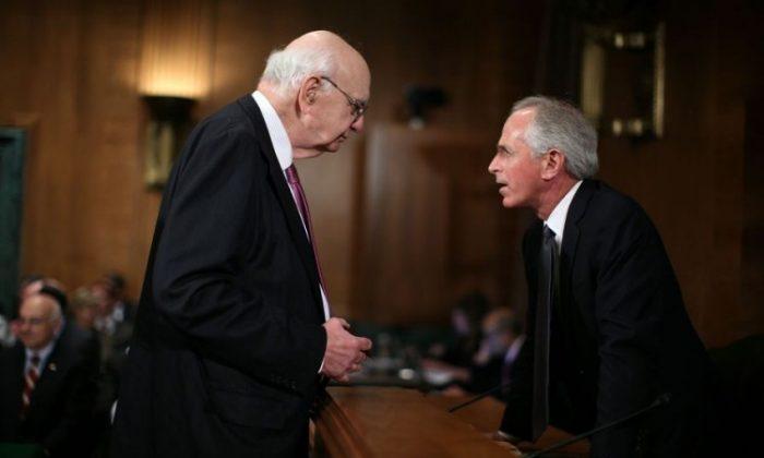 Volcker Testifies Before Senate On Federal Support For Financial Institutions (photo)