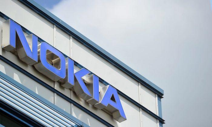 Nokia Reports Q2 Loss, Puts Hopes on Windows-Based Phone