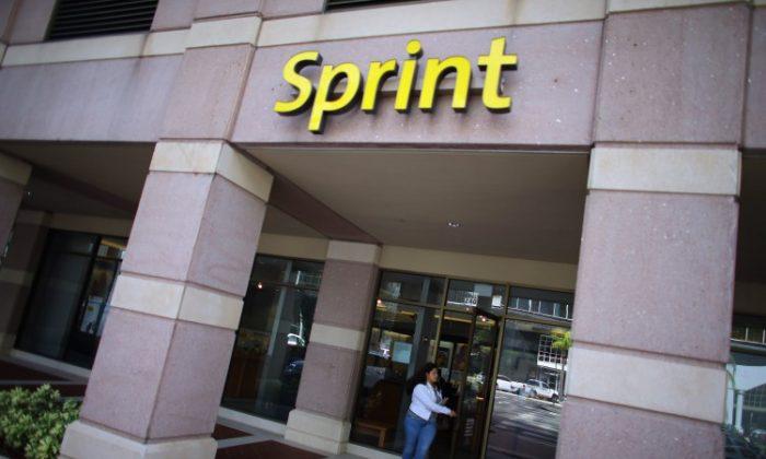 Sprint Nextel Buys Rest of Clearwire Stake