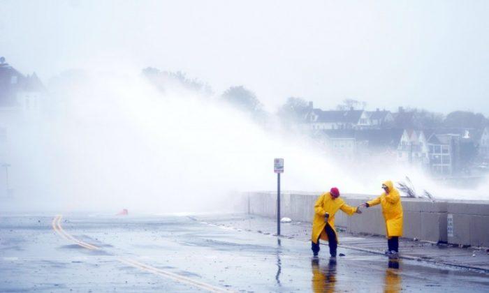Top 10 Most Compelling Hurricane Sandy Photos