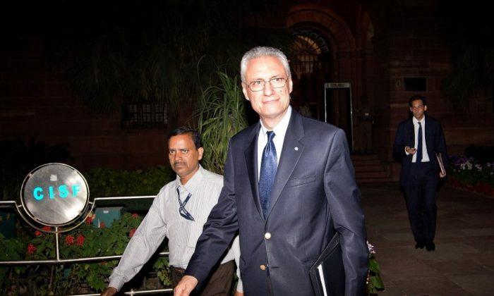 India Orders Stay on Italian Ambassador