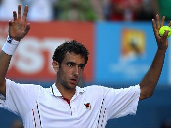 Cilic Beats Injured Roddick to Go to Australian Open Semis