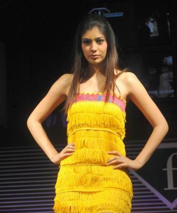 Indian Designer Shows Spring Fashions