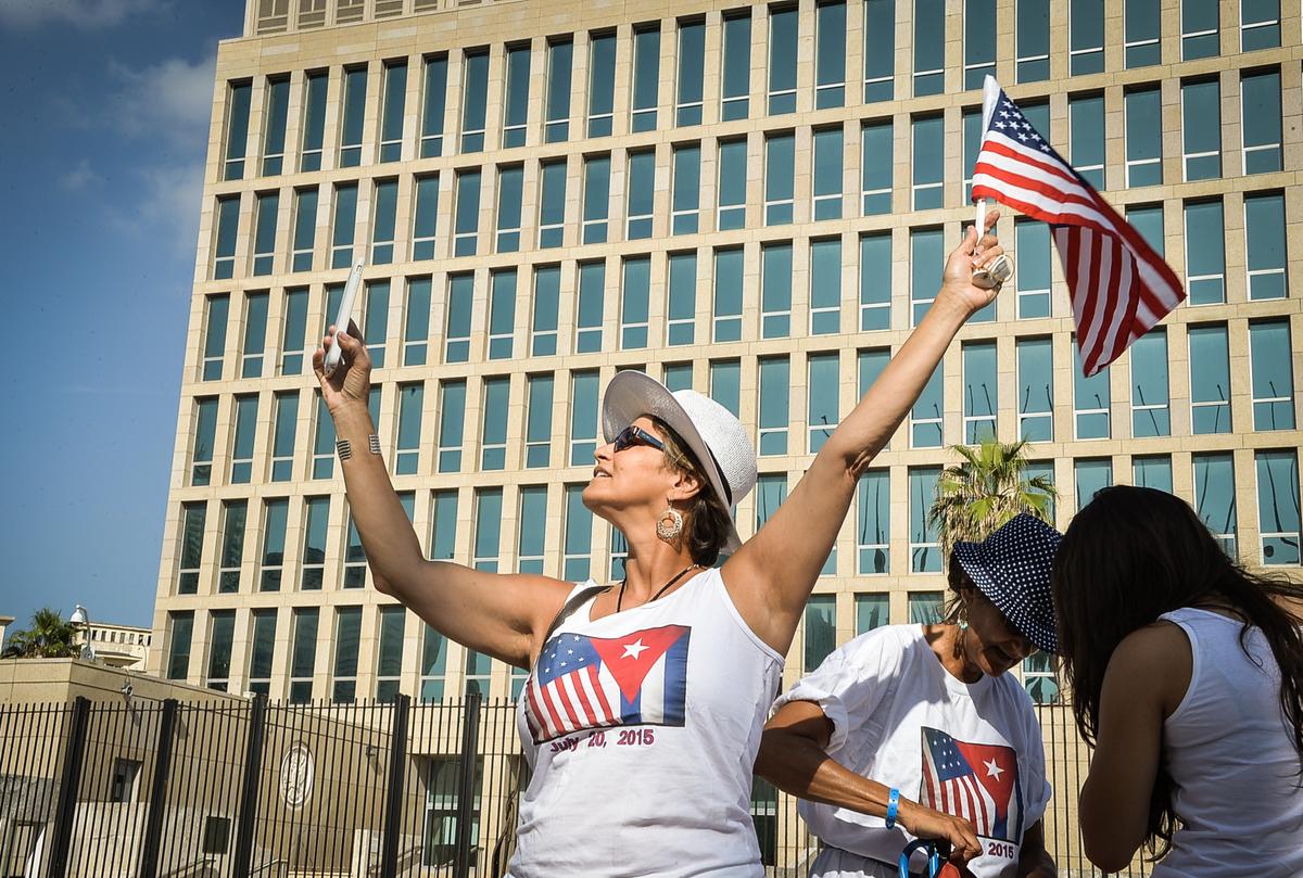 U.S. Cuts Embassy Staff in Cuba, Warns Citizens Not to Visit