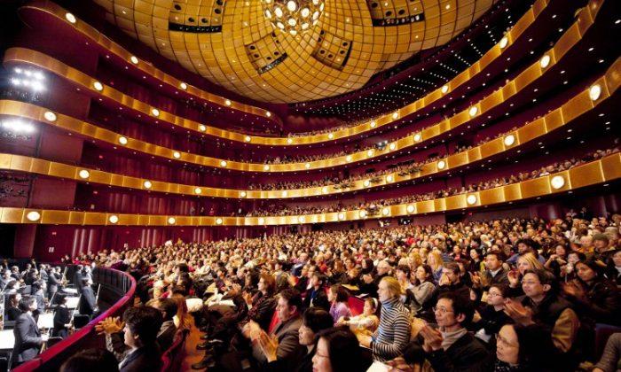 Shen Yun Leaves New Yorkers in Amazement