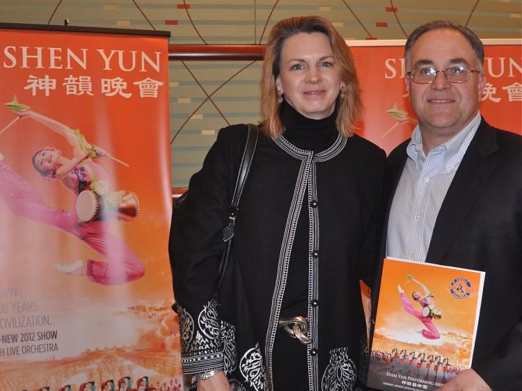 County Head: ‘We’re very fortunate’ to See Shen Yun