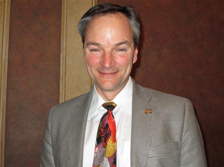 Business Owner: Shen Yun, ‘Very artistic, very beautiful!’