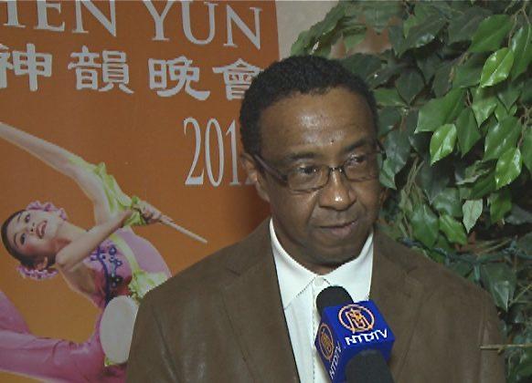Shen Yun Is ’something that just touches your heart and touches your soul!' Says Toledo Commissioner