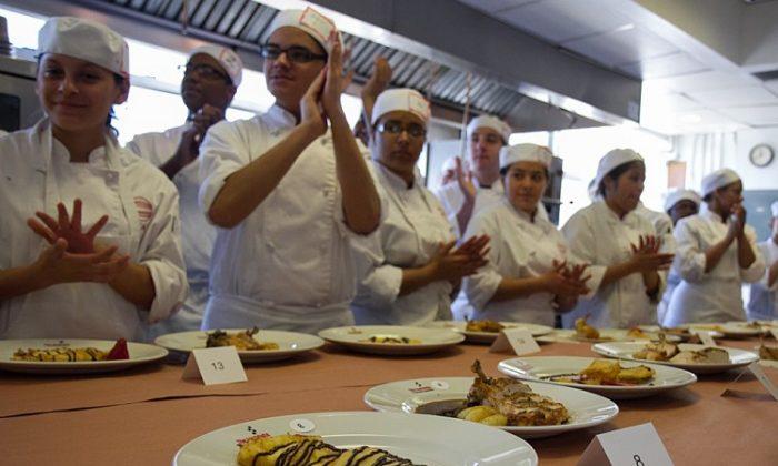 High-School Seniors Compete in Five-Star Kitchen