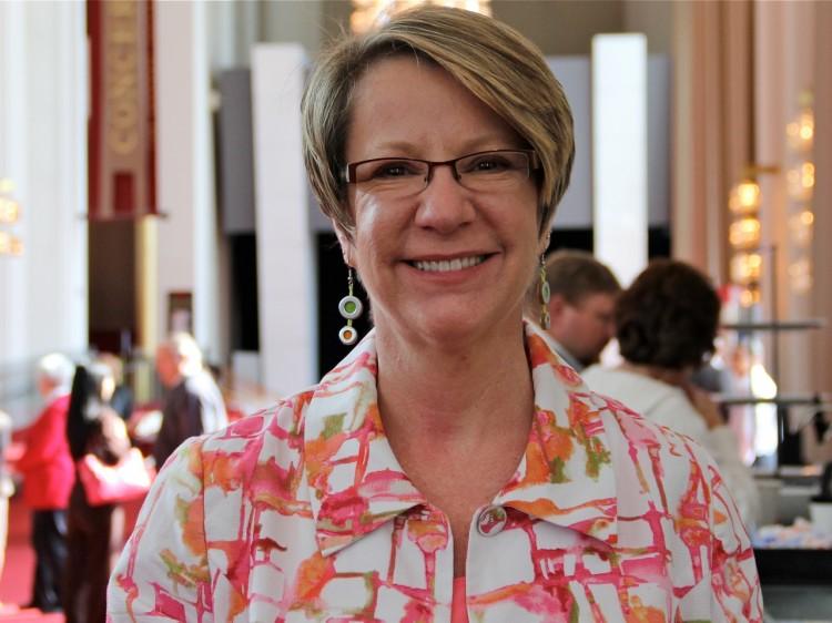 Shen Yun a ‘Must See’ Says Graphic Designer