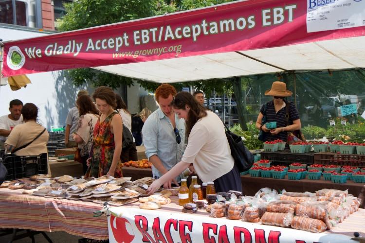 Some Food Stamp Recipients Must Hold Job Under New Michigan Rule
