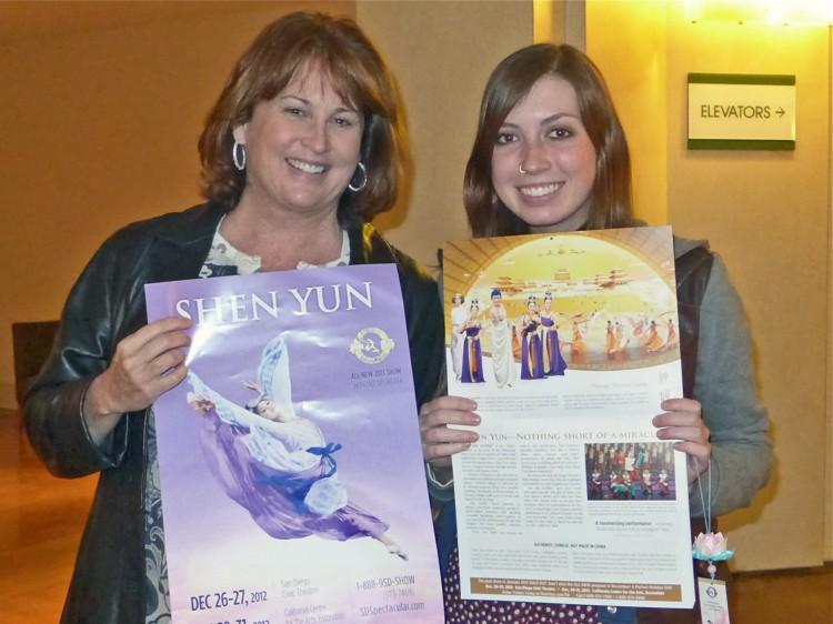 Artist Sees Hope and Happiness in Shen Yun Colors