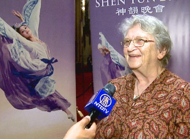 Former University Dean: I Feel Privileged Seeing Shen Yun