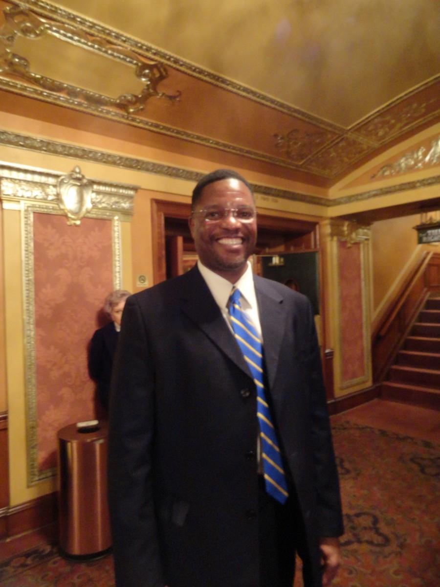 Shen Yun’s Orchestra Inspires Music Professor